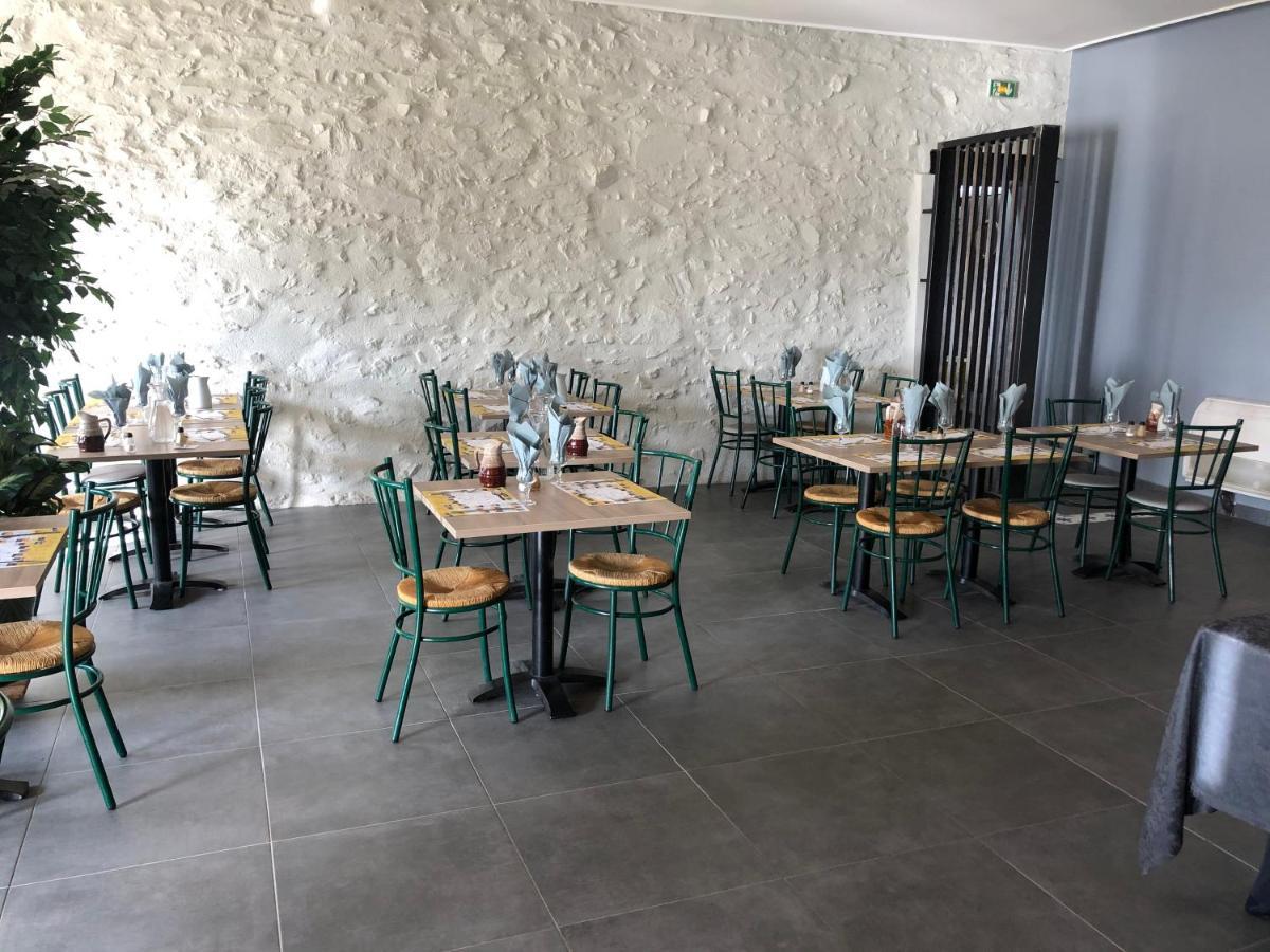 Hotel Le Relais D'Étagnac Esterno foto